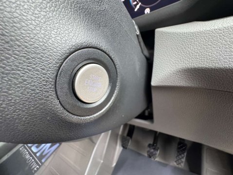 Volkswagen Crafter 2.0 Crafter CR30 Commerce TDI 5dr 20