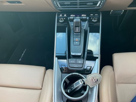 Porsche 911 3.0 992 Carrera Coupe 2dr Petrol PDK Euro 6 (s/s) (385 ps) 45