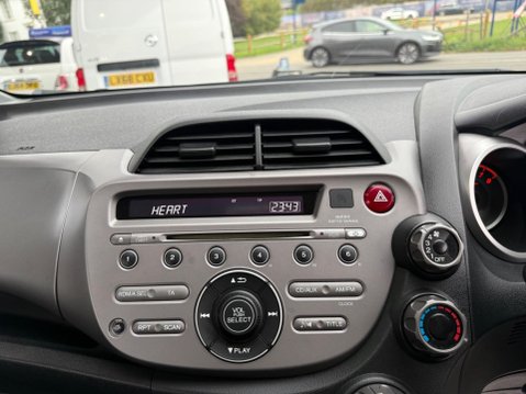 Honda Jazz 1.4 i-VTEC ES i SHIFT Euro 5 5dr 21