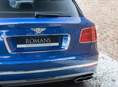 Bentley Bentayga V8 24