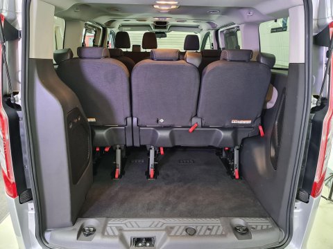 Ford Tourneo Custom 2.0 310 EcoBlue Titanium L1 Euro 6 (s/s) 5dr 8