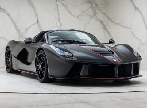 Ferrari LaFerrari Aperta 15