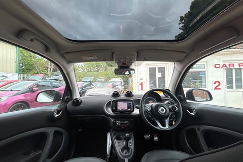 Smart Fortwo Coupe PRIME SPORT PREMIUM+.. AUTOMATIC..GLASS ROOF..SAT NAV..LEATHER..8 SERVICES 2