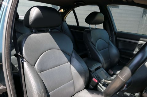BMW M5 4.9 M5 4dr 29