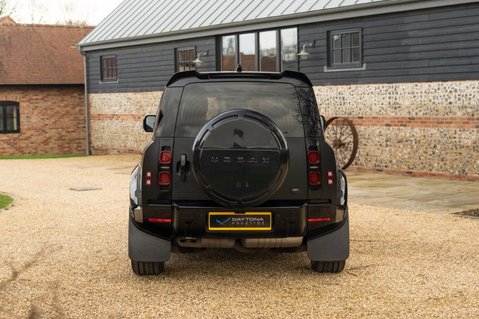Land Rover Defender 3.0 D250 MHEV HSE Auto 4WD Euro 6 (s/s) 5dr 21