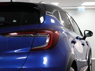 Renault Captur ICONIC TCE 23