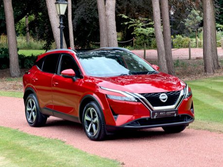 Nissan Qashqai DIG-T N-CONNECTA MHEV 20