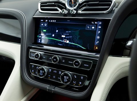 Bentley Bentayga V8 S 23