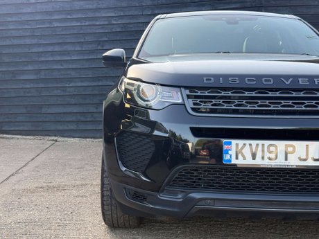 Land Rover Discovery Sport 2.0 Discovery Sport Landmark TD4 Auto 4WD 5dr 3