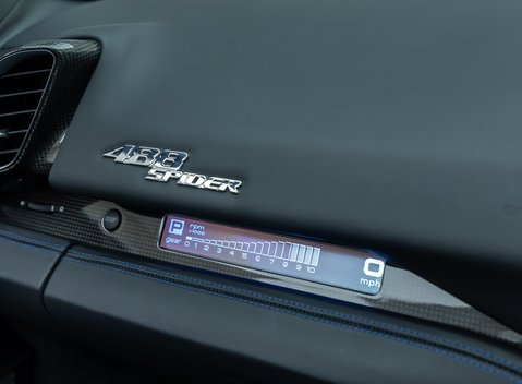 Ferrari 488 SPIDER 25