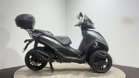Piaggio MP3 Yourban Sport LT 2013 28K TRIKE 3 WHEELER CAR LICENCE 300CC BIKE SCOOTER