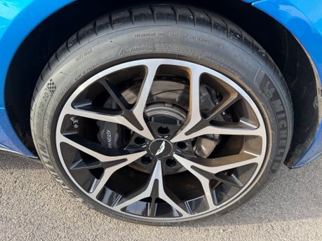 Aston Martin DB11 5.2 V12 Coupe 2dr Petrol Auto Euro 6 (s/s) (608 ps) 26