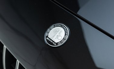 Mercedes-Benz C63 S AMG E Performance Estate Night Edition 31