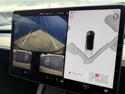 Tesla Model Y (Dual Motor) Long Range SUV 5dr Electric Auto 4WDE (384 bhp) 37