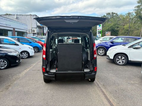 Renault Kangoo 1.6 16V Extreme MPV 5dr Petrol Auto Euro 4 (105 ps) 7