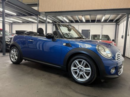 Mini Convertible 1.6 Cooper 2dr