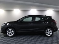Nissan Qashqai DIG-T ACENTA PREMIUM 18