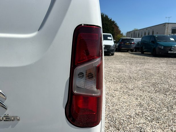 Citroen Berlingo AUTO SWB (SOLD) L1H1 Enterprise 1000 A/C Camera Nav Sensors EURO 6 NO VAT 23