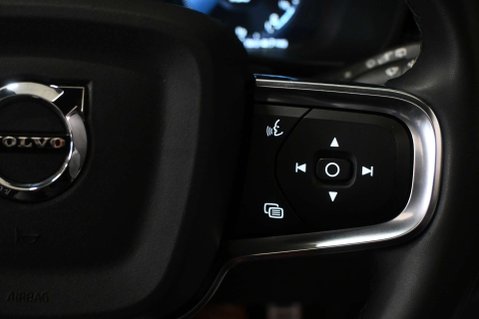 Volvo XC40 1.5 XC40 R-Design Pro T5 Recharge Auto 5dr 41