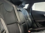Volvo V40 2.0 V40 R-Design Pro D3 Auto 5dr 23