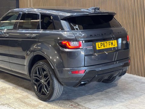 Land Rover Range Rover Evoque 2.0 Range Rover Evoque HSE Dynamic SD4 Auto 4WD 5dr 32
