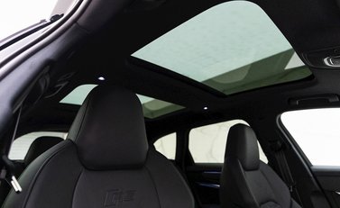 Audi RS6 Avant Carbon Black 12