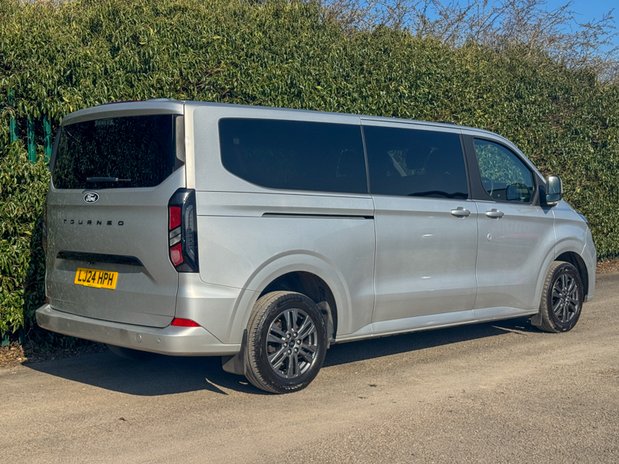Ford Tourneo Custom Titanium Luxe | 9 Seat | Auto | L2 LWB | 320 | Euro 6 | £31,790 + vat 3