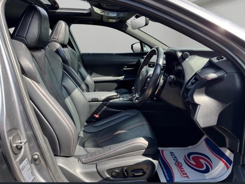 Lexus Ux 2.0 250h F Sport (Premium Plus) E-CVT E-FOUR Euro 6 (s/s) 5dr (Sunroof) 13