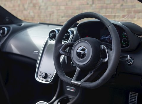 McLaren 570S Spider 15