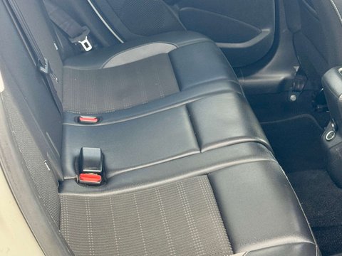 Peugeot 2008 1.6 2008 Allure Blue HDi S/S 5dr 54