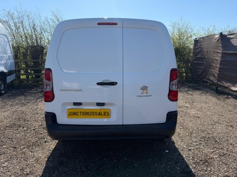 Peugeot Partner 1.5 BlueHDi 950 Professional Long Panel Van LWB Euro 6 (s/s) 6dr 7