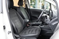 Ford Ecosport ST-LINE 31