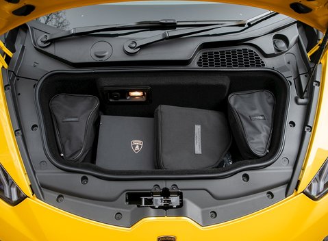 Lamborghini Huracan Spyder LP610-4 28