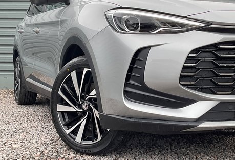 MG ZS 1.5 HYBRID+ TROPHY