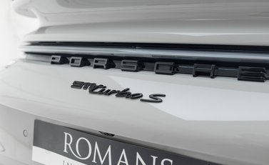 Porsche 911 Turbo S Cabriolet (992) 41