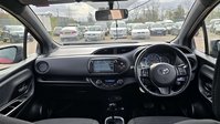 Toyota Yaris 1.5 VVT-h Design Hatchback 5dr Petrol Hybrid E-CVT Euro 6 (101 ps) 17