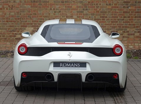 Ferrari 458 Speciale 21