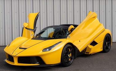 Ferrari LaFerrari Aperta 7