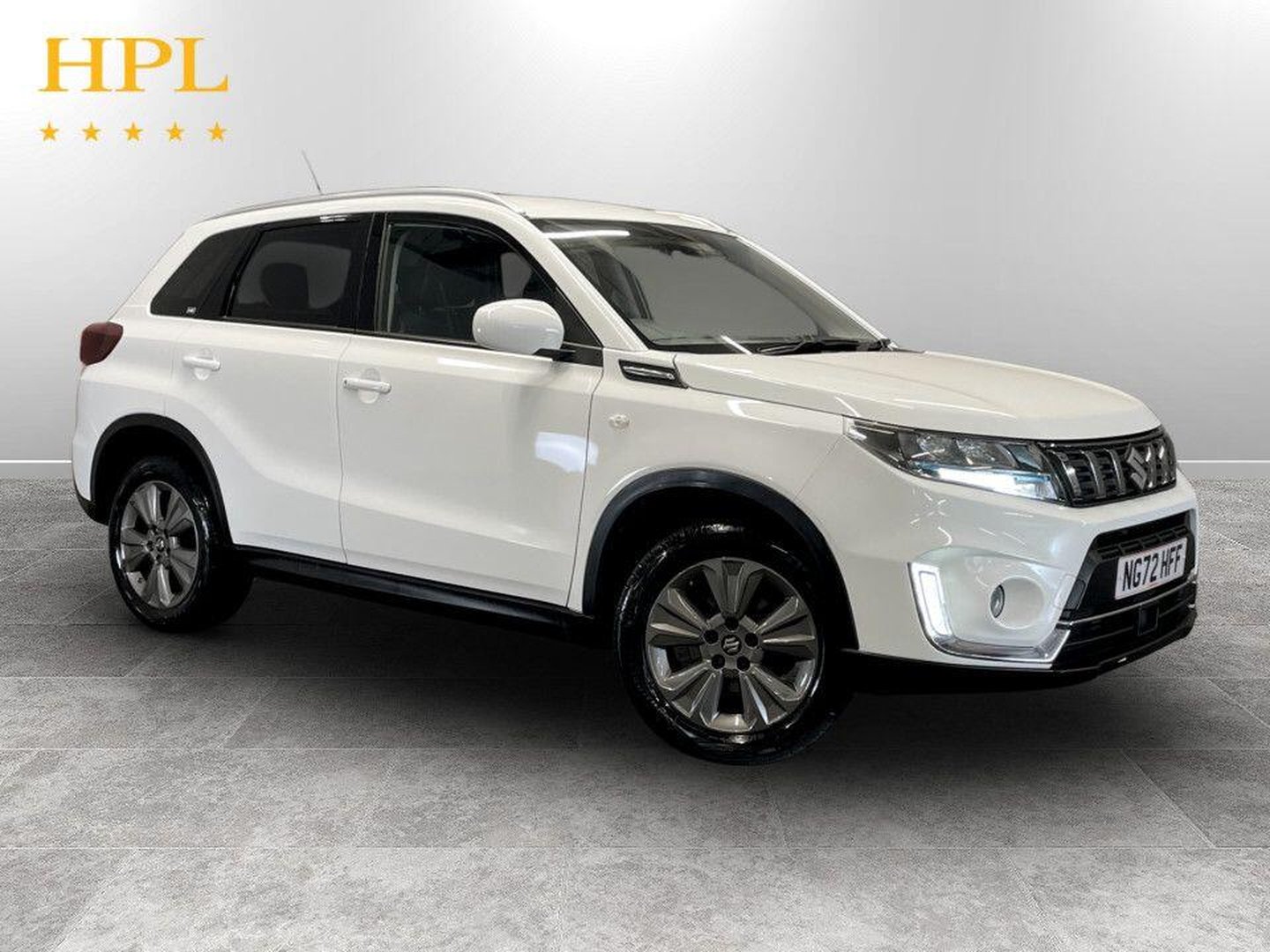 Suzuki Vitara listing photo