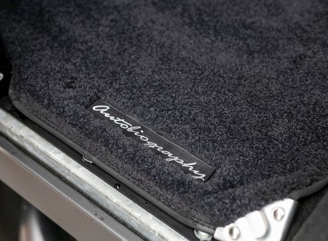 Land Rover Defender 90 Autobiography Edition 21