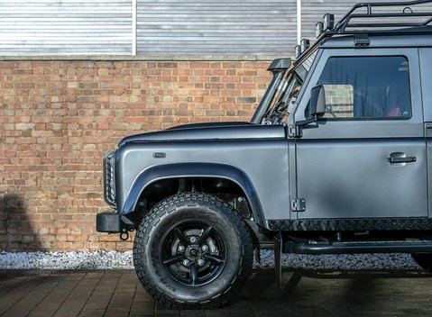 Land Rover Defender 90 TD XS Station Wagon 31