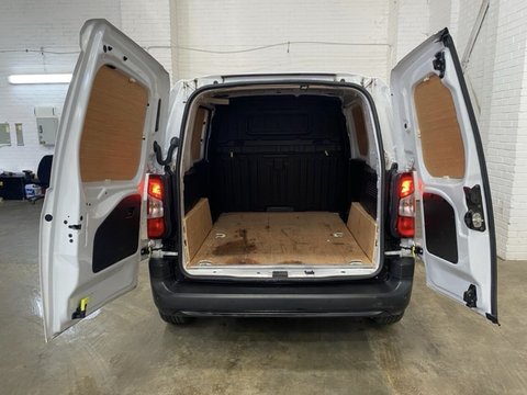 Peugeot Partner BLUEHDI PROFESSIONAL PREMIUM PLUS L1 5