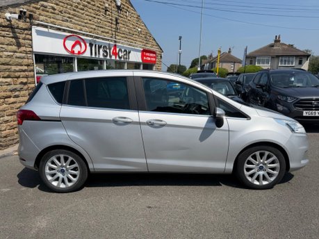 Ford B-Max TITANIUM X NAVIGATOR 8