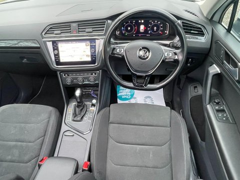 Volkswagen Tiguan 2.0 TDI SEL SUV 5dr Diesel DSG Euro 6 (s/s) (150 ps) 2