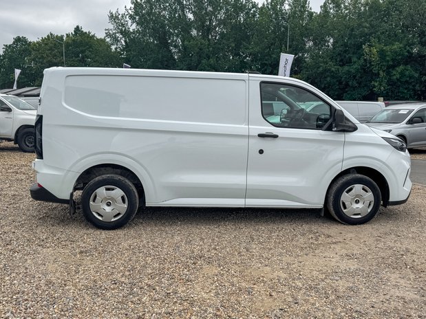Ford Transit Custom SWB L1H1 Low Roof Trend 280 Air Con Cam Sensors EURO 6 5