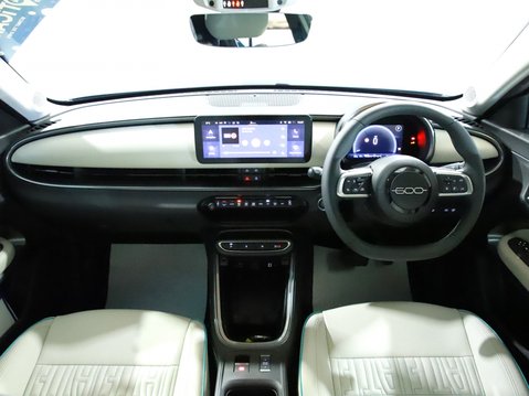 Fiat 600 115kW La Prima 54kWh 5dr Auto 16