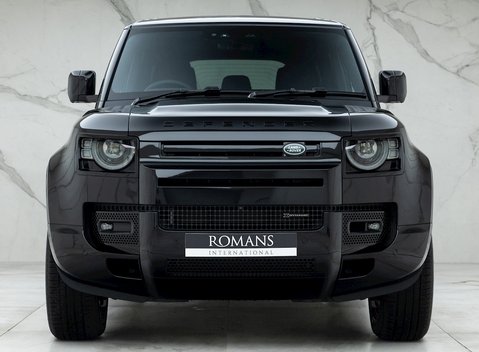 Land Rover Defender 110 X-Dynamic S D300 MHEV 4