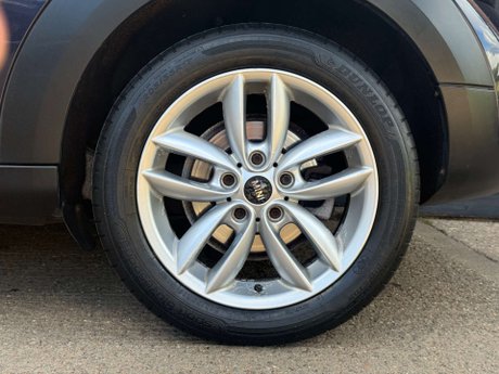 Mini Countryman 2.0 Countryman Cooper SD Auto 5dr 32