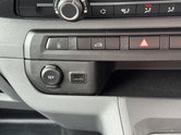 Vauxhall Vivaro SWB L1H1 [SOLD CM] Low Roof 3100 Air Con Sensors EURO 6 NO V 33