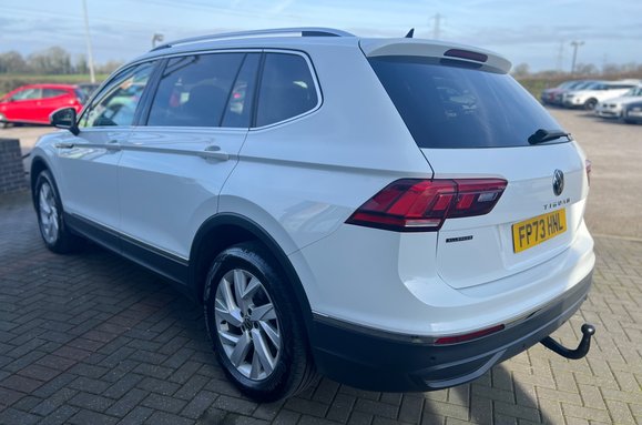Volkswagen Tiguan Allspace LIFE 1.5 TSI 7 SEATS 10